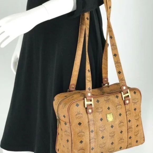 ***SALE ALERT****Authentic VINTAGE  MCM Cognac Full Zip Shoulder Bag - Picture 5 of 13